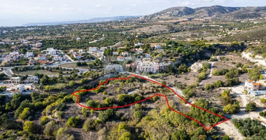 Residential field in Mesogi, Paphos for sale