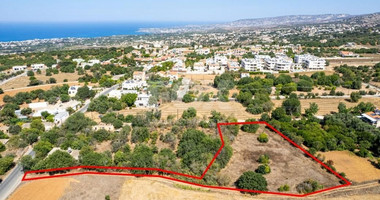 Residential field in Tremithousa, Paphos for sale
