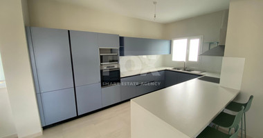 3 Bedroom Fully Furnished Duplex Apartment with communal Pool and Gym for rent in Parekklisia