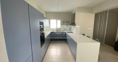 3 Bedroom Fully Furnished Duplex Apartment with communal Pool and Gym for rent in Parekklisia