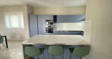 3 Bedroom Fully Furnished Duplex Apartment with communal Pool and Gym for rent in Parekklisia