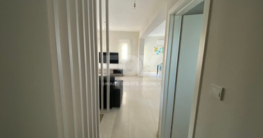 3 Bedroom Fully Furnished Duplex Apartment with communal Pool and Gym for rent in Parekklisia