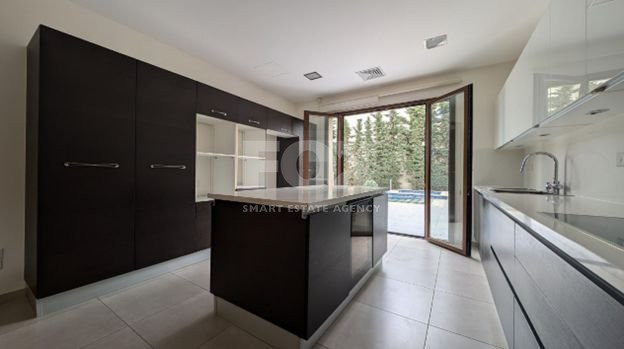 Elegant 5 bedroom detached villa for sale in Kalogiroi, Limassol