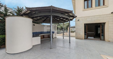 Elegant 5 bedroom detached villa for sale in Kalogiroi, Limassol