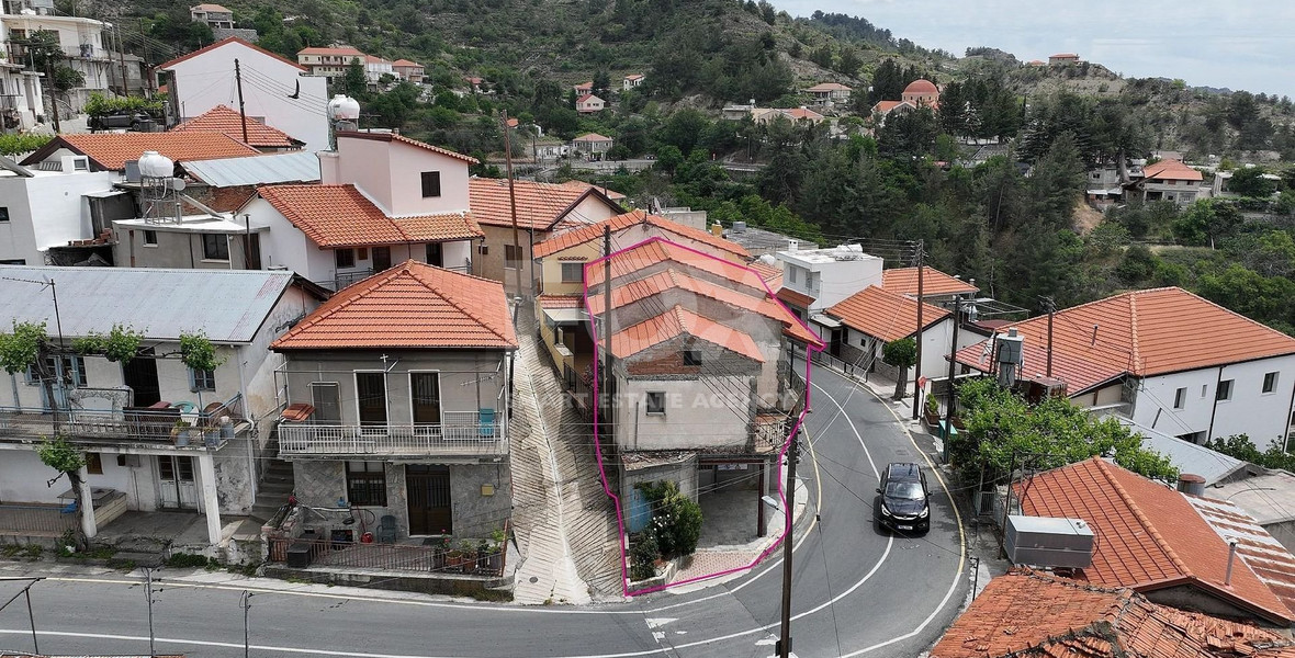 Three storey building for sale in Chandria, Limassol
