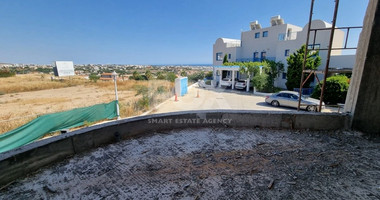 Three bedroom apartment for sale in Chloraka, Paphos