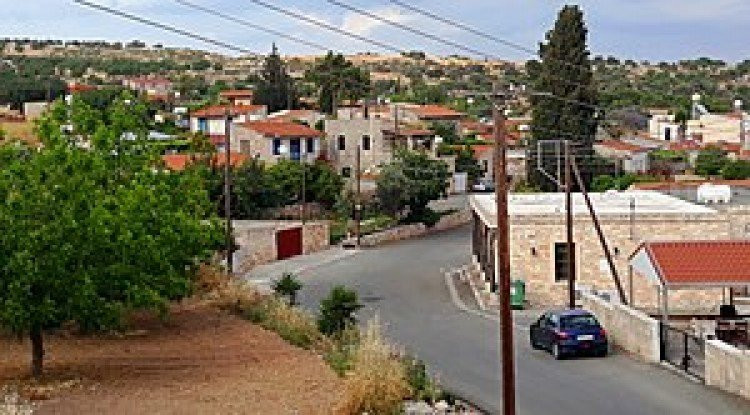 Land  Ayios Thomas, Cyprus