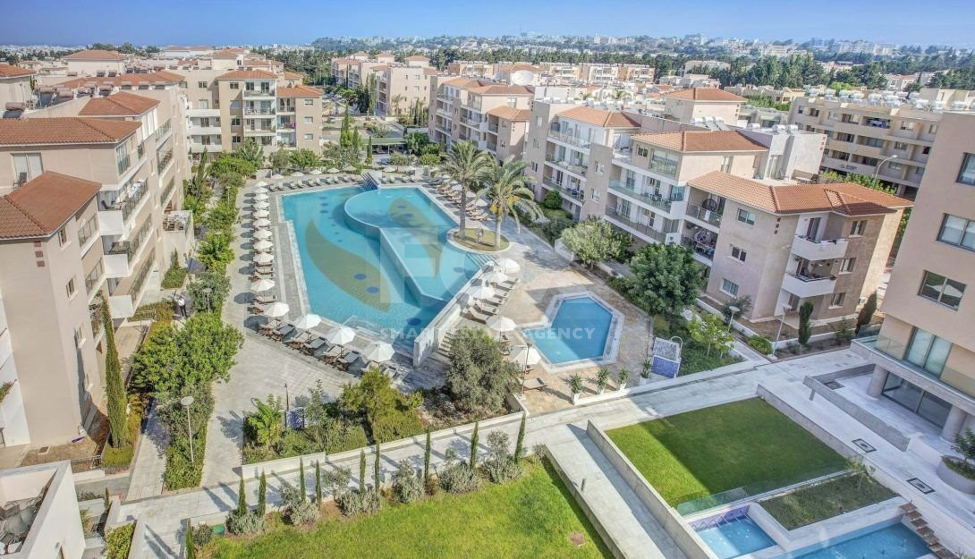 Top floor studio apartment for sale in Universal area, Paphos