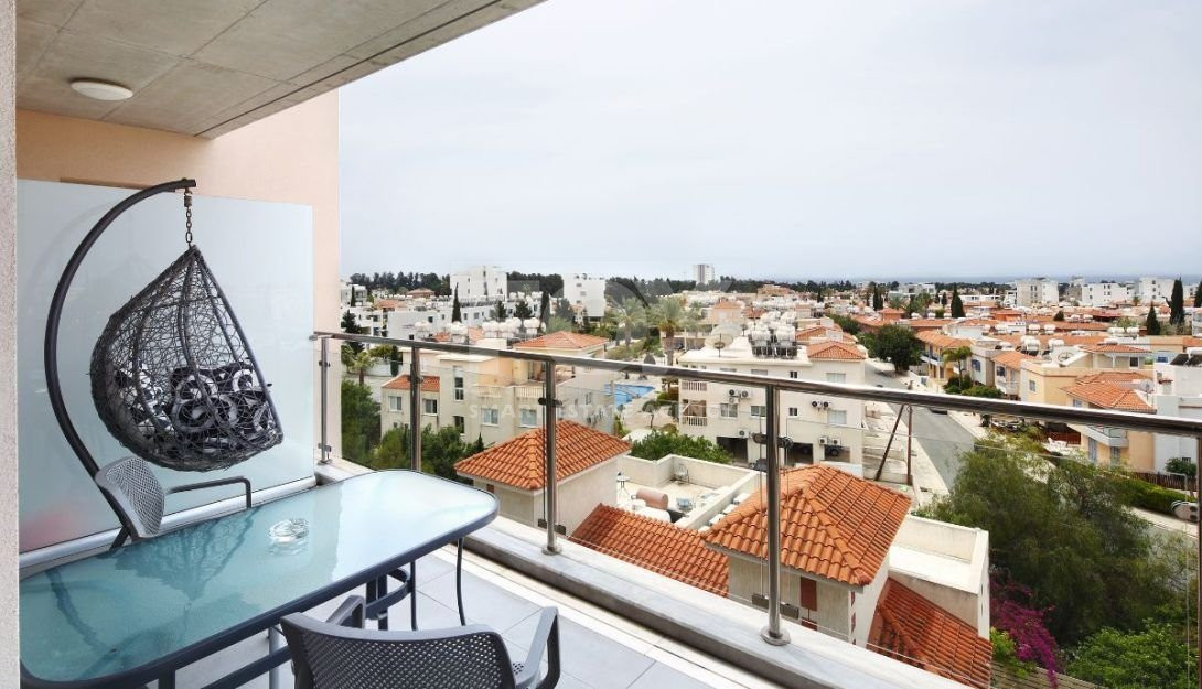 Top floor studio apartment for sale in Universal area, Paphos