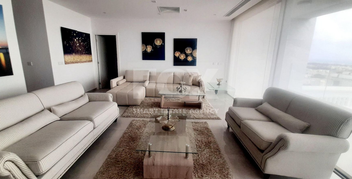 Three Bedroom Luxurius Apartment for Rent in Central Pafos