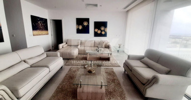 Three Bedroom Luxurius Apartment for Rent in Central Pafos