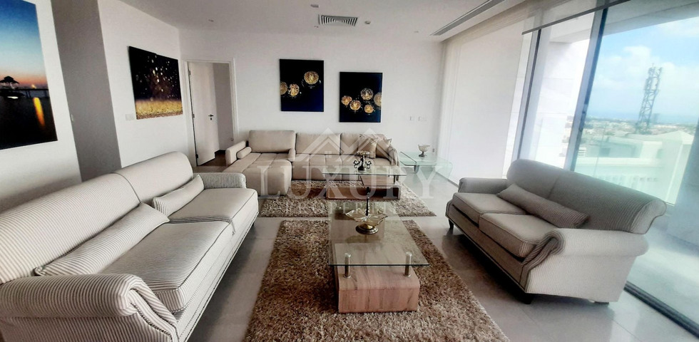 Three Bedroom Luxurius Apartment for Rent in Central Pafos