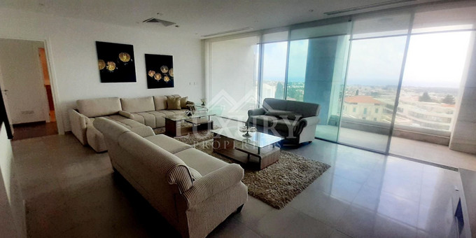 Three Bedroom Luxurius Apartment for Rent in Central Pafos