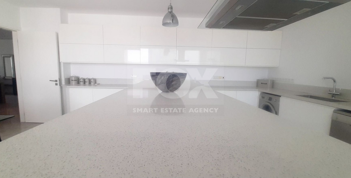 Three Bedroom Luxurius Apartment for Rent in Central Pafos