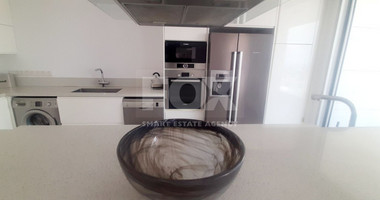 Three Bedroom Luxurius Apartment for Rent in Central Pafos