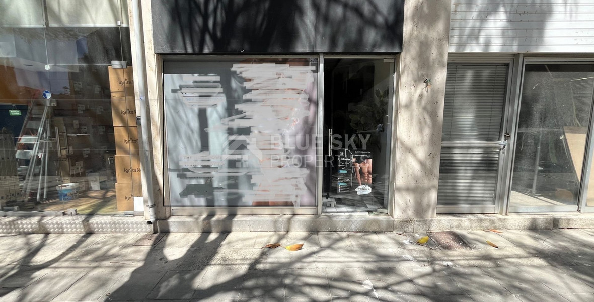 For Sale Ground Floor Shop (80 m2) in Agia Zoni with 6% Rental Yield