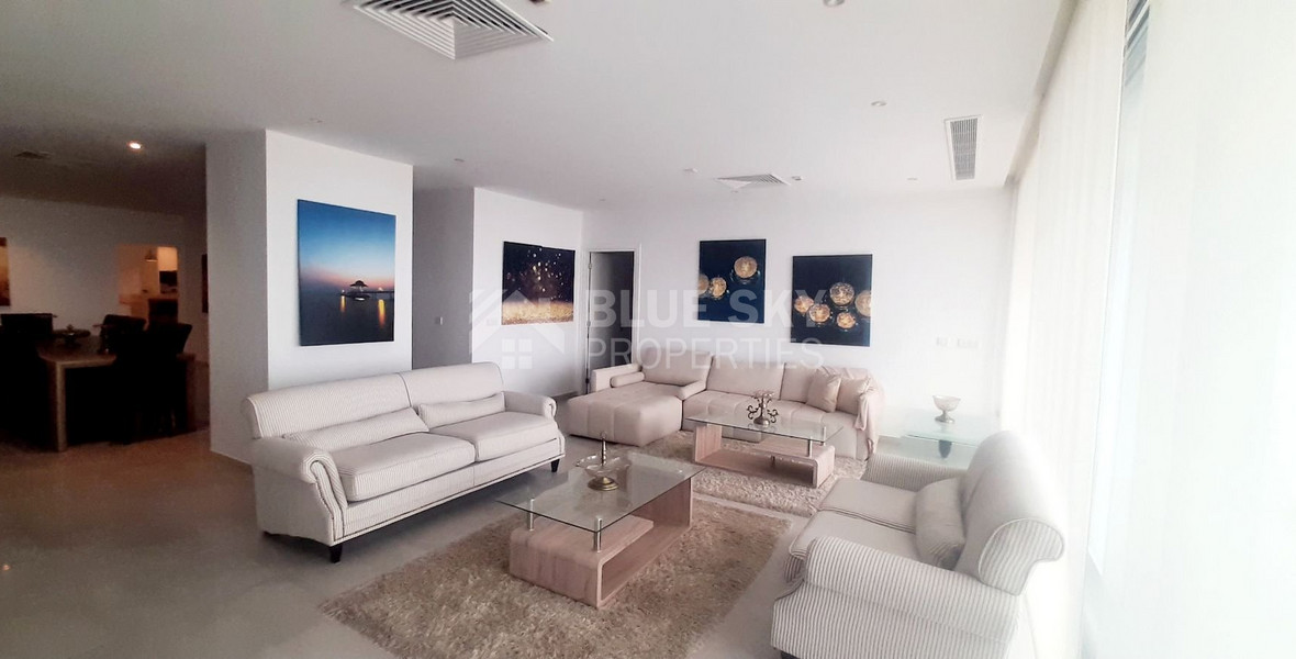 Three Bedroom Luxurius Apartment for Sale in Central Pafos