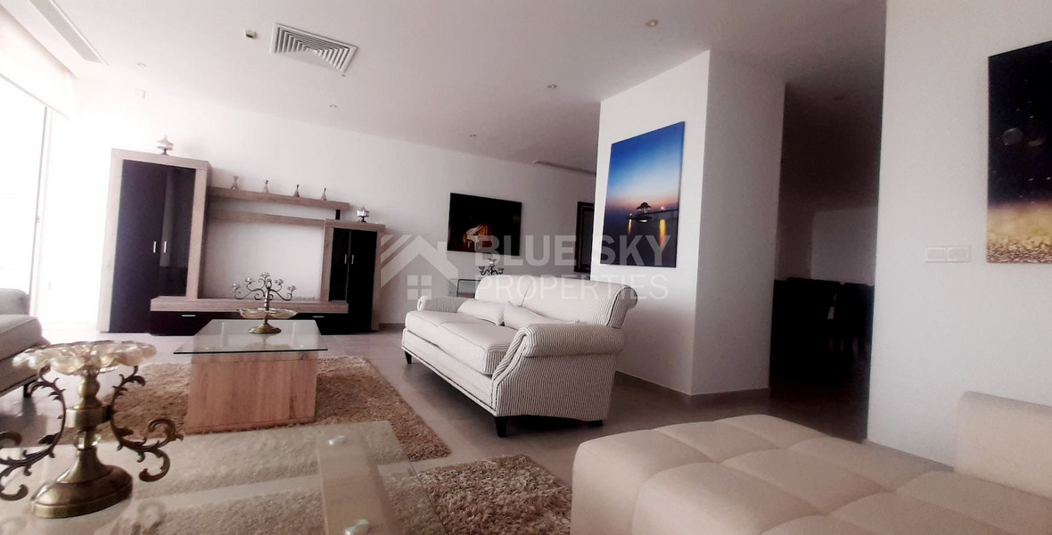 Three Bedroom Luxurius Apartment for Sale in Central Pafos
