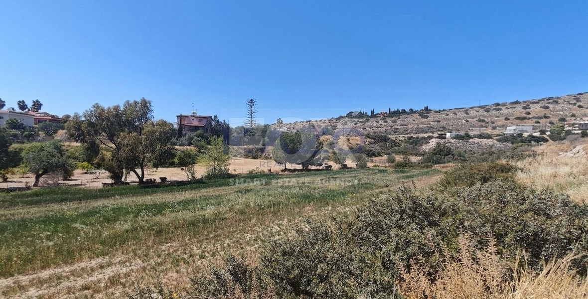 Land for Sale in Agios Tychon