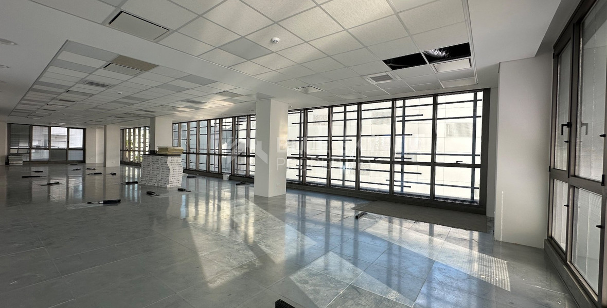 RENT: LUXURY NEW MODERN OFFICES A+ CLASS IN PRIME LOCATION AGIA ZONI