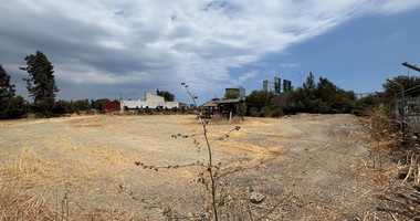 Large Building Plot for Sale in Kato Polemidia