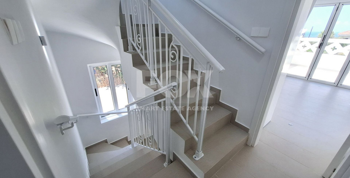 Modern Unfurnished Kissonerga House with Sea View, for rent