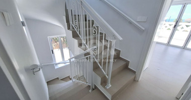Modern Unfurnished Kissonerga House with Sea View, for rent