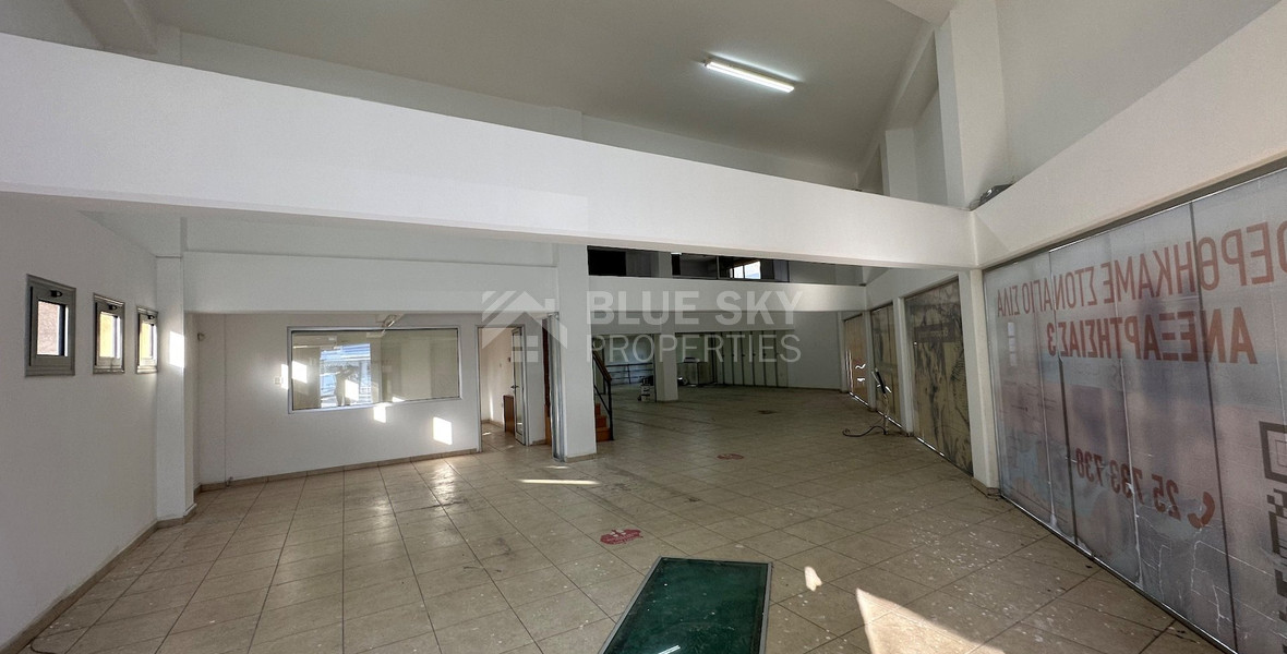 RENT: SHOWROOM/BUILDING 500SQM WITH 17 PARKING SPACES IDEAL FOR OFFICE OR RETAIL PREMISES IN CENTRAL LIMASSOL