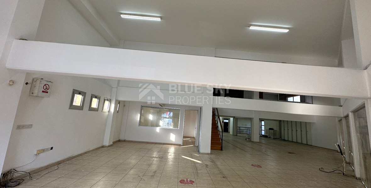 RENT: SHOWROOM/BUILDING 500SQM WITH 17 PARKING SPACES IDEAL FOR OFFICE OR RETAIL PREMISES IN CENTRAL LIMASSOL