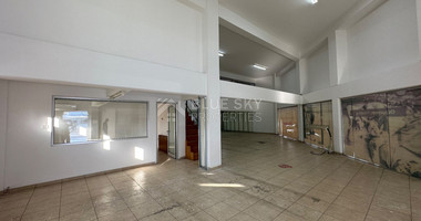 RENT: SHOWROOM/BUILDING 500SQM WITH 17 PARKING SPACES IDEAL FOR OFFICE OR RETAIL PREMISES IN CENTRAL LIMASSOL