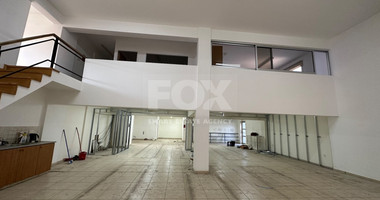 RENT: SHOWROOM/BUILDING 500SQM WITH 17 PARKING SPACES IDEAL FOR OFFICE OR RETAIL PREMISES IN CENTRAL LIMASSOL