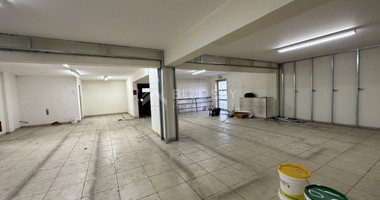 RENT: SHOWROOM/BUILDING 500SQM WITH 17 PARKING SPACES IDEAL FOR OFFICE OR RETAIL PREMISES IN CENTRAL LIMASSOL