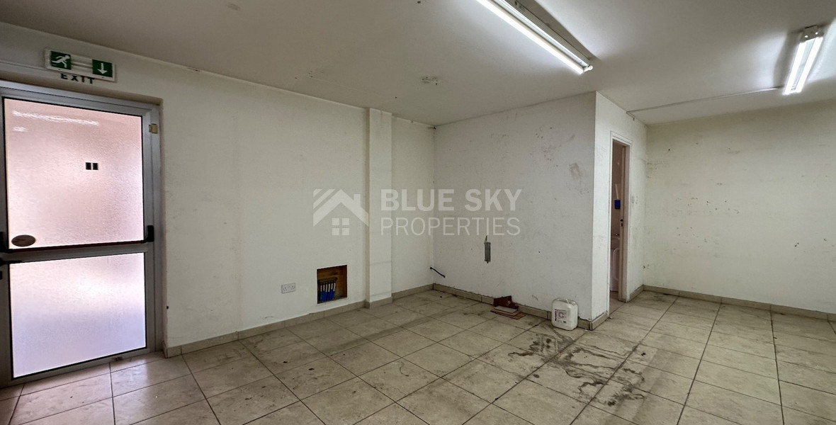 RENT: SHOWROOM/BUILDING 500SQM WITH 17 PARKING SPACES IDEAL FOR OFFICE OR RETAIL PREMISES IN CENTRAL LIMASSOL