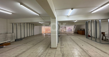 RENT: SHOWROOM/BUILDING 500SQM WITH 17 PARKING SPACES IDEAL FOR OFFICE OR RETAIL PREMISES IN CENTRAL LIMASSOL