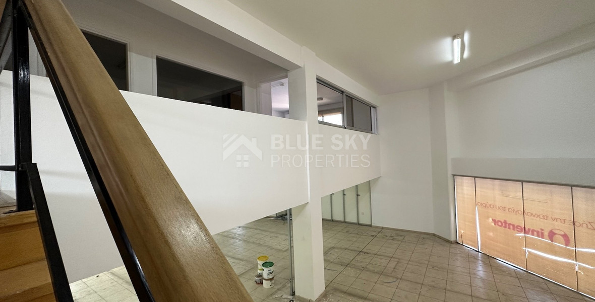RENT: SHOWROOM/BUILDING 500SQM WITH 17 PARKING SPACES IDEAL FOR OFFICE OR RETAIL PREMISES IN CENTRAL LIMASSOL