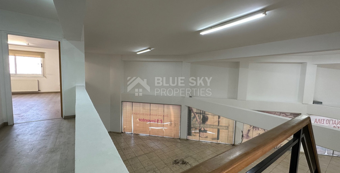 RENT: SHOWROOM/BUILDING 500SQM WITH 17 PARKING SPACES IDEAL FOR OFFICE OR RETAIL PREMISES IN CENTRAL LIMASSOL