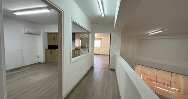 RENT: SHOWROOM/BUILDING 500SQM WITH 17 PARKING SPACES IDEAL FOR OFFICE OR RETAIL PREMISES IN CENTRAL LIMASSOL