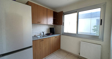 RENT: SHOWROOM/BUILDING 500SQM WITH 17 PARKING SPACES IDEAL FOR OFFICE OR RETAIL PREMISES IN CENTRAL LIMASSOL