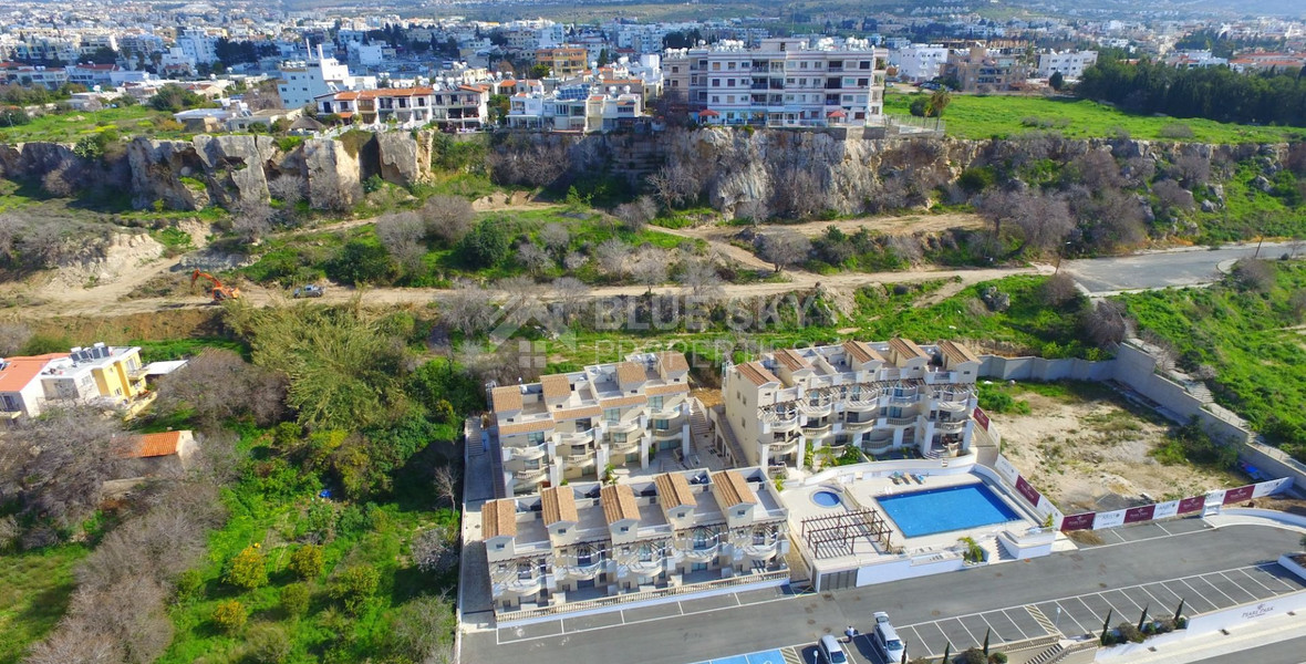 Three bedroom maisonette in Universal area of Paphos