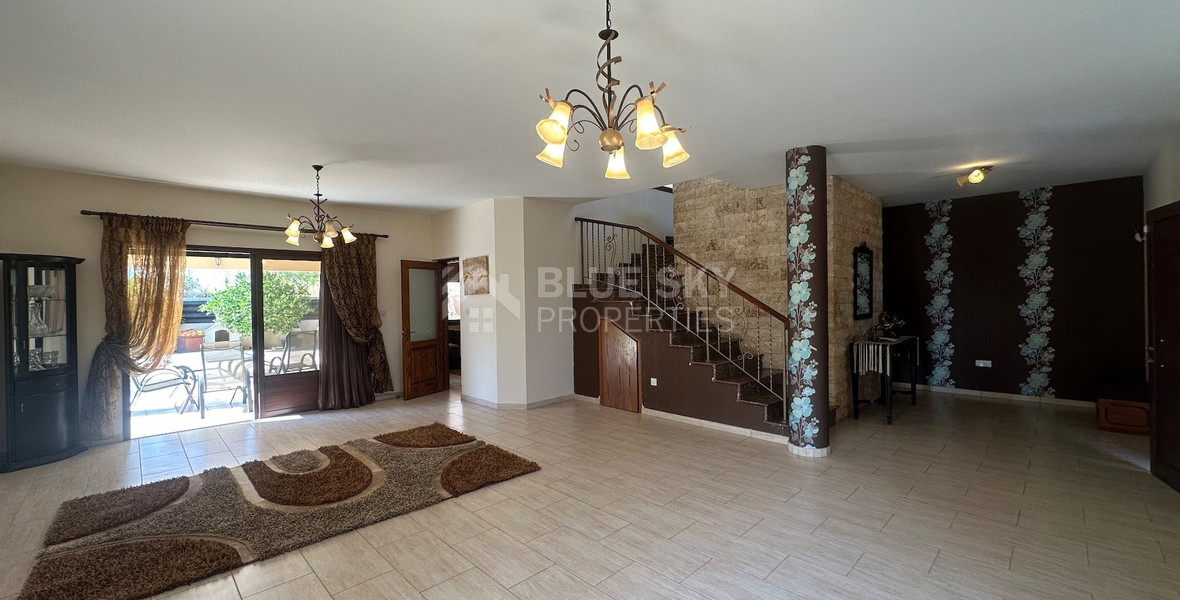 FOR SALE 4 BEDROOM HOUSE WITH EXTRA 5TH LOFT ROOM AND LARGE GARDEN IN AGIOS ATHANASIOS.