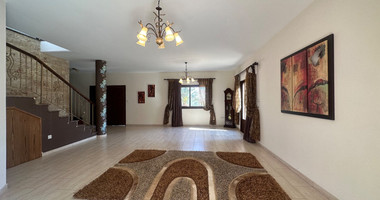 FOR SALE 4 BEDROOM HOUSE WITH EXTRA 5TH LOFT ROOM AND LARGE GARDEN IN AGIOS ATHANASIOS.