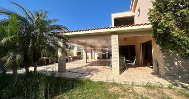 FOR SALE 4 BEDROOM HOUSE WITH EXTRA 5TH LOFT ROOM AND LARGE GARDEN IN AGIOS ATHANASIOS.