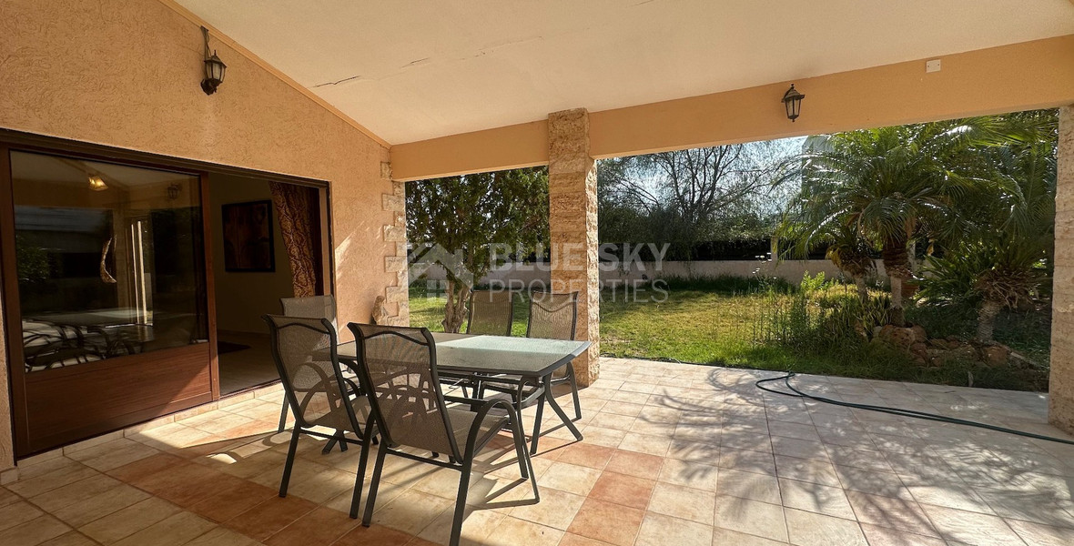 FOR SALE 4 BEDROOM HOUSE WITH EXTRA 5TH LOFT ROOM AND LARGE GARDEN IN AGIOS ATHANASIOS.