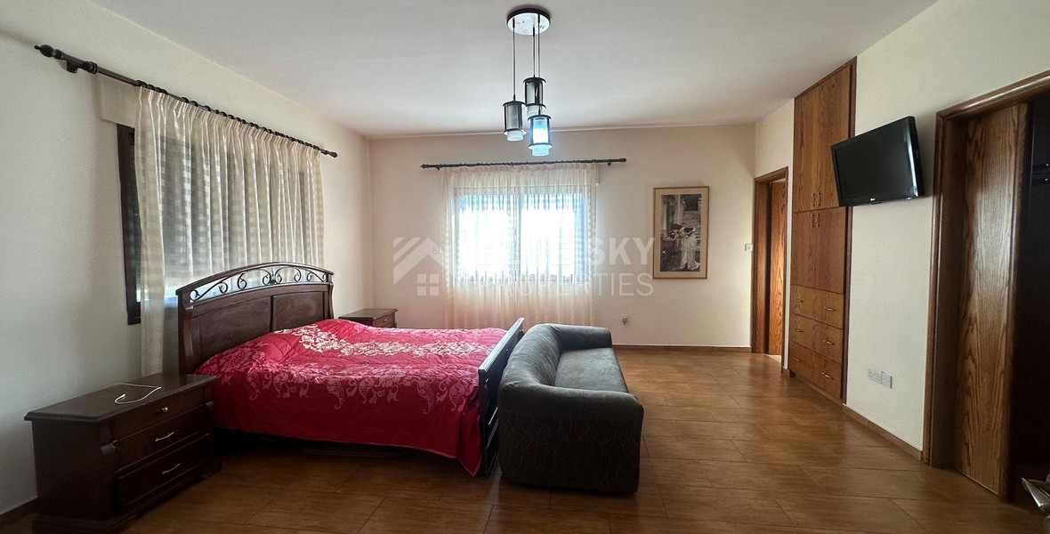 FOR SALE 4 BEDROOM HOUSE WITH EXTRA 5TH LOFT ROOM AND LARGE GARDEN IN AGIOS ATHANASIOS.