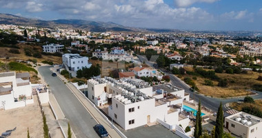 Two studio apartments in Pegeia Municipality