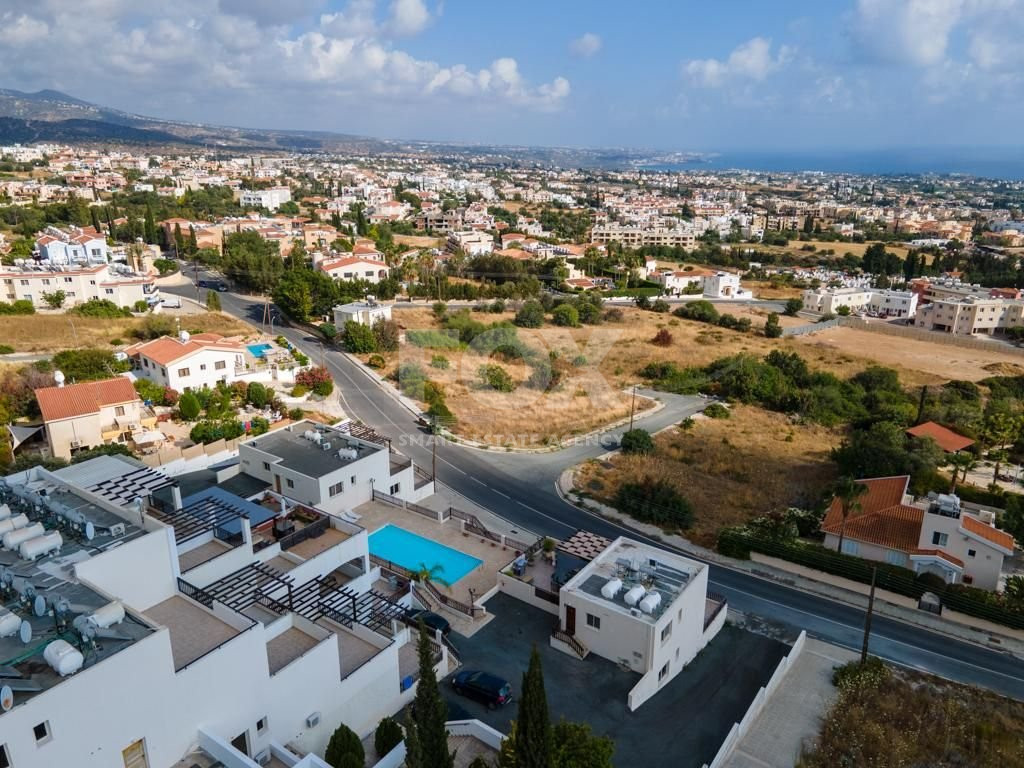 Two studio apartments in Pegeia Municipality