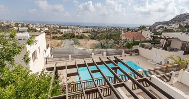 Two studio apartments in Pegeia Municipality