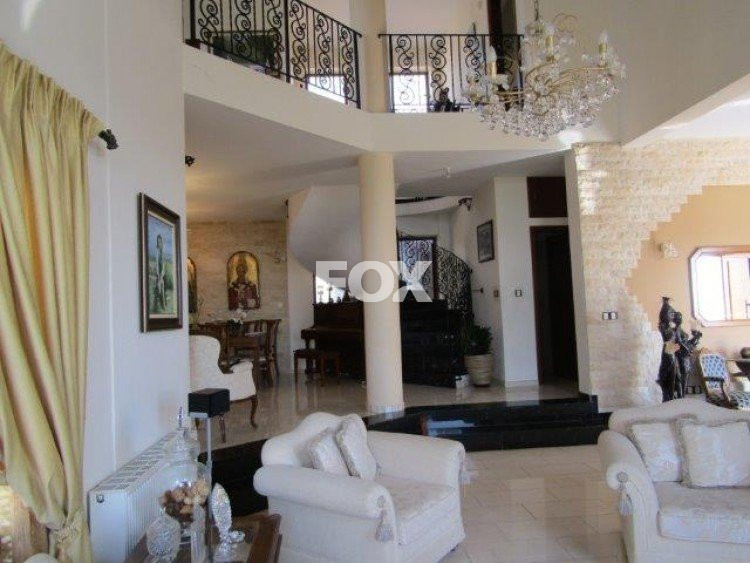 5-bedroom detached house for rent 390 m² in Mesa Geitonia, Limassol, Cyprus