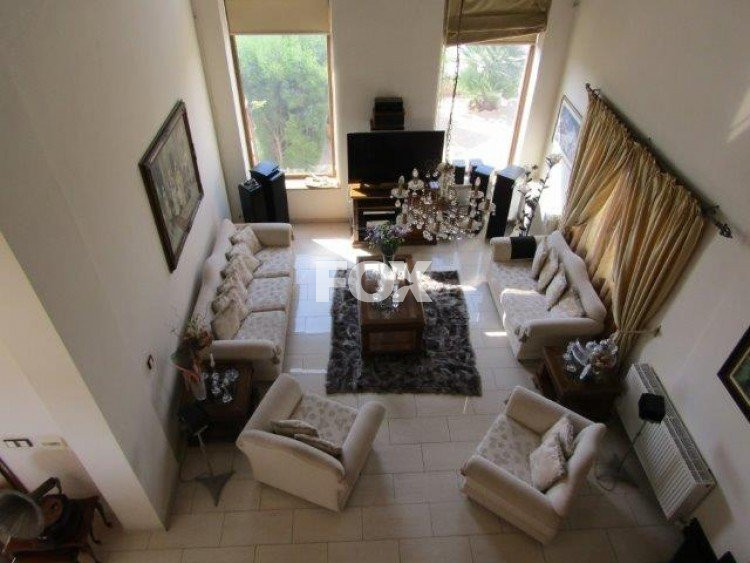 5-bedroom detached house for rent 390 m² in Mesa Geitonia, Limassol, Cyprus