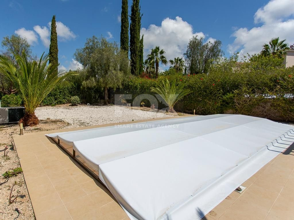For sale: Three bedroom luxury detached villa with seperate title deed in Aphrodite Hills